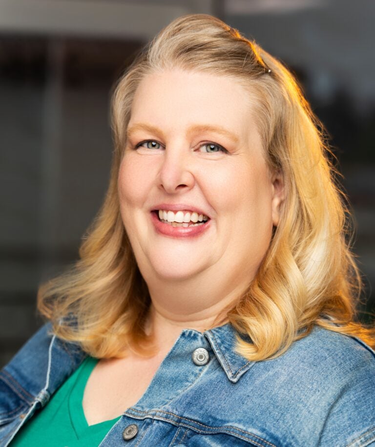 natalie maclees headshot